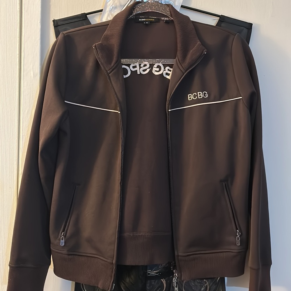 Light zip up jacket - Picture 2 of 10